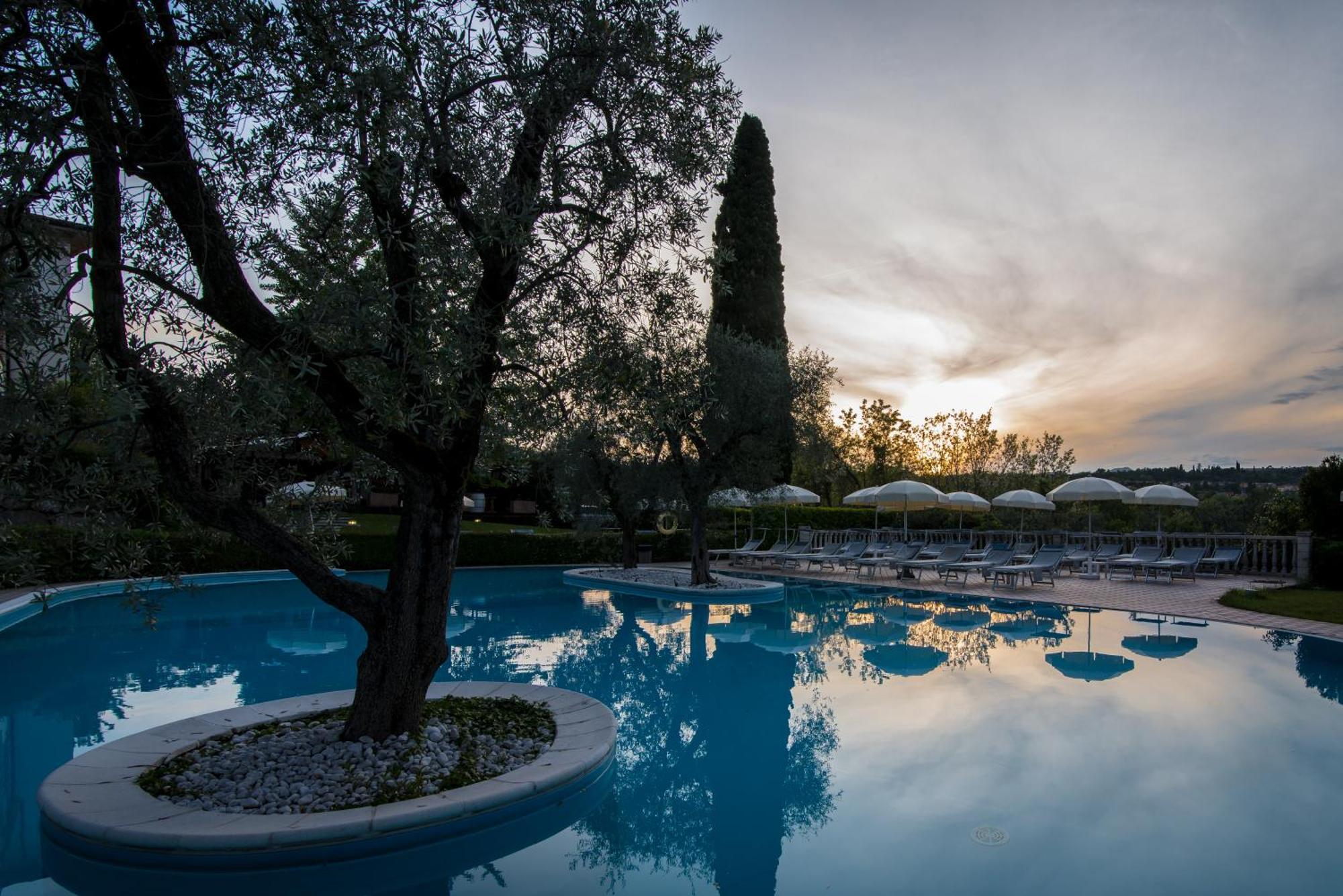 Hotel Porta Del Sole Soiano Del Lago Exterior foto